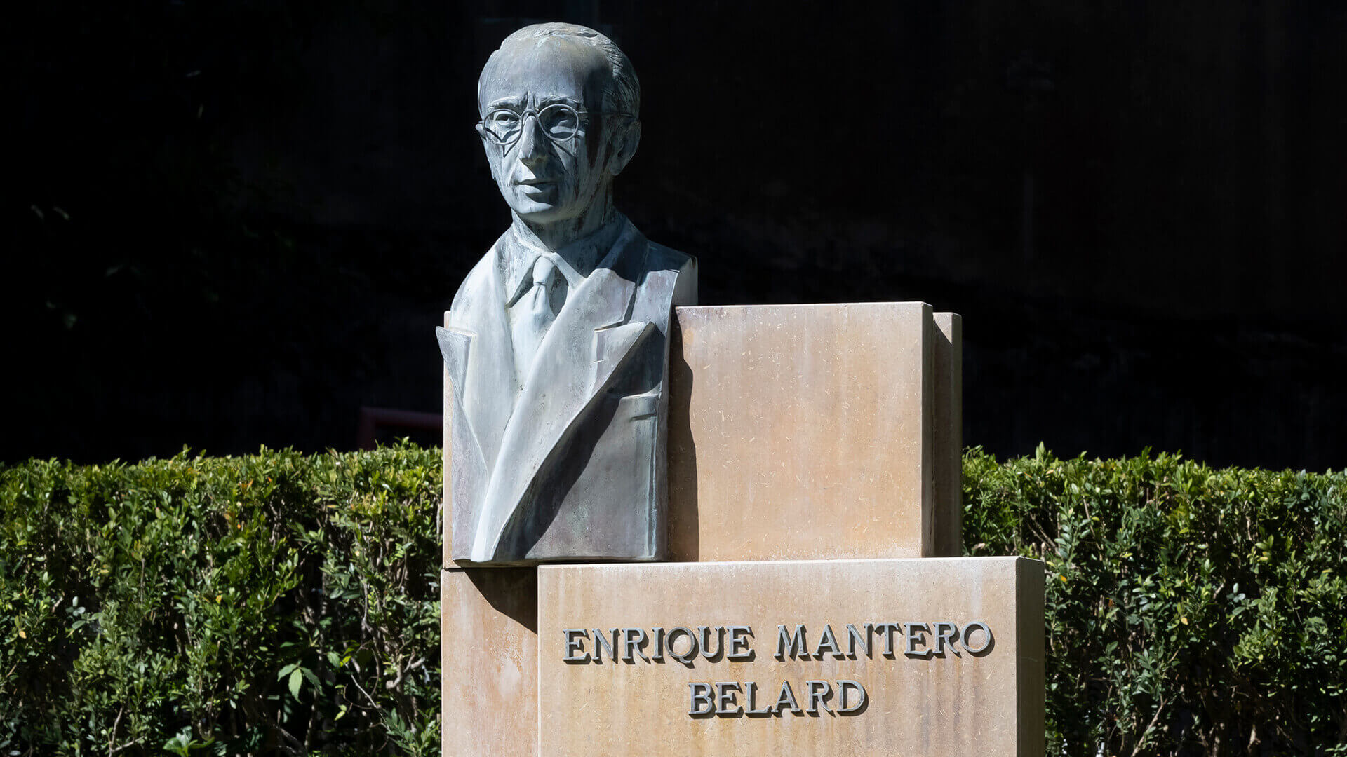Busto de Enrique Mantero Belard