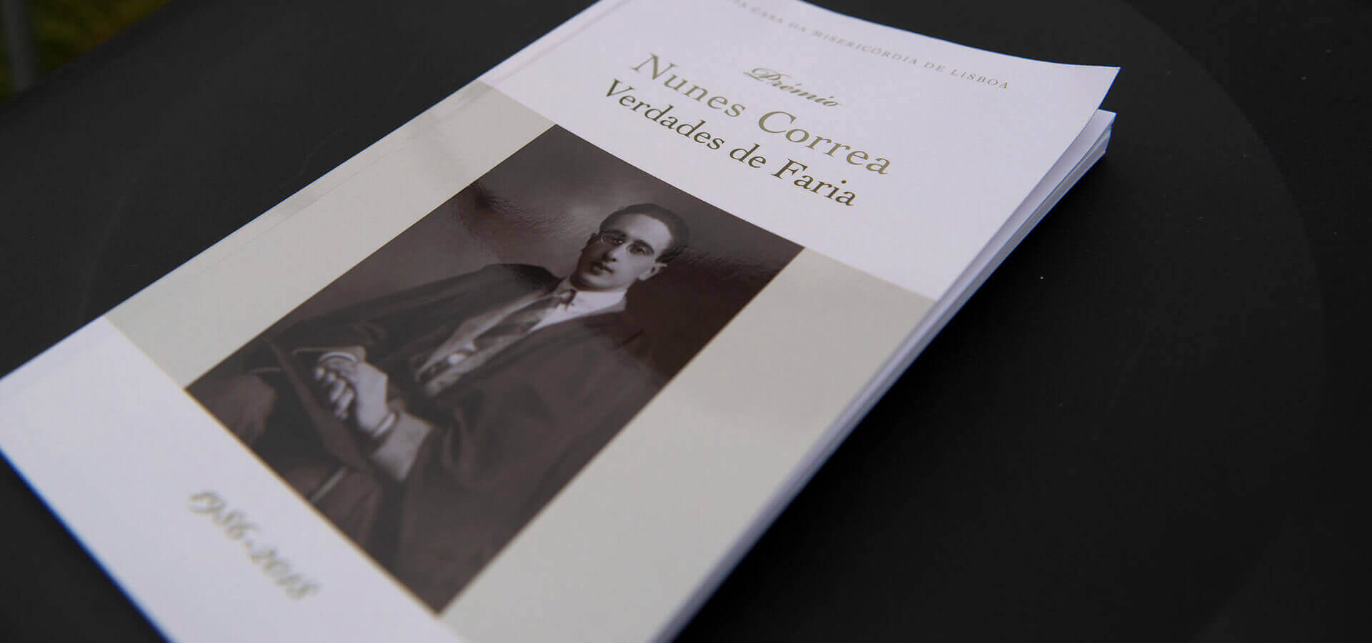 Livro sobre o prémio Nunes Correa Verdades de Faria