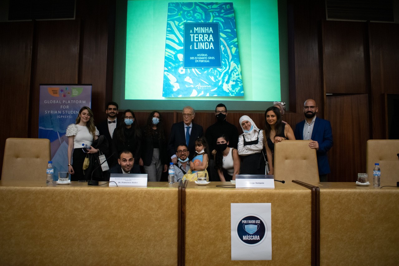 “A minha terra é linda”: neste livro estão sonhos que a Santa Casa ajudou a realizar