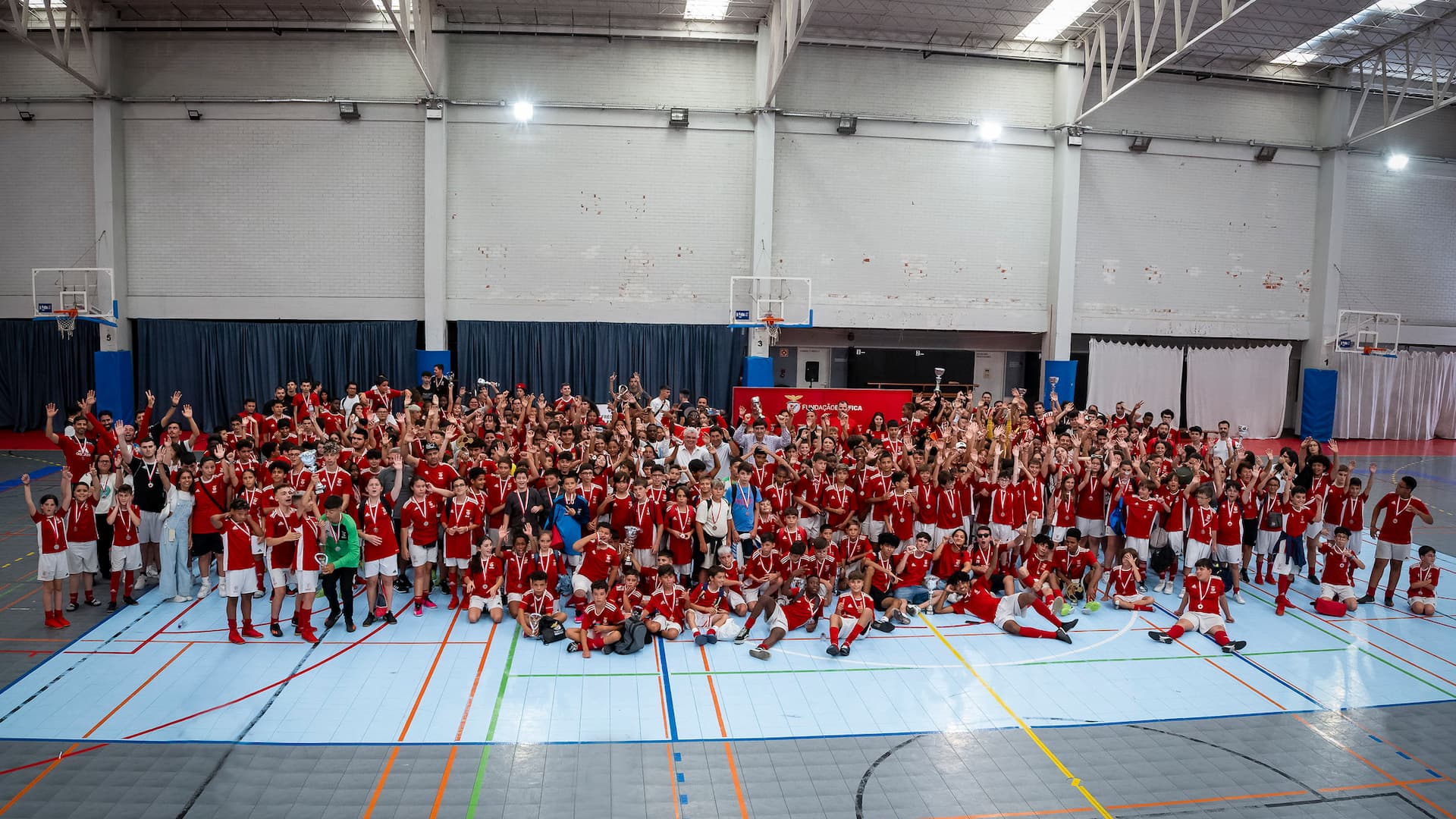 Mais de 300 crianças participaram no torneio de futsal