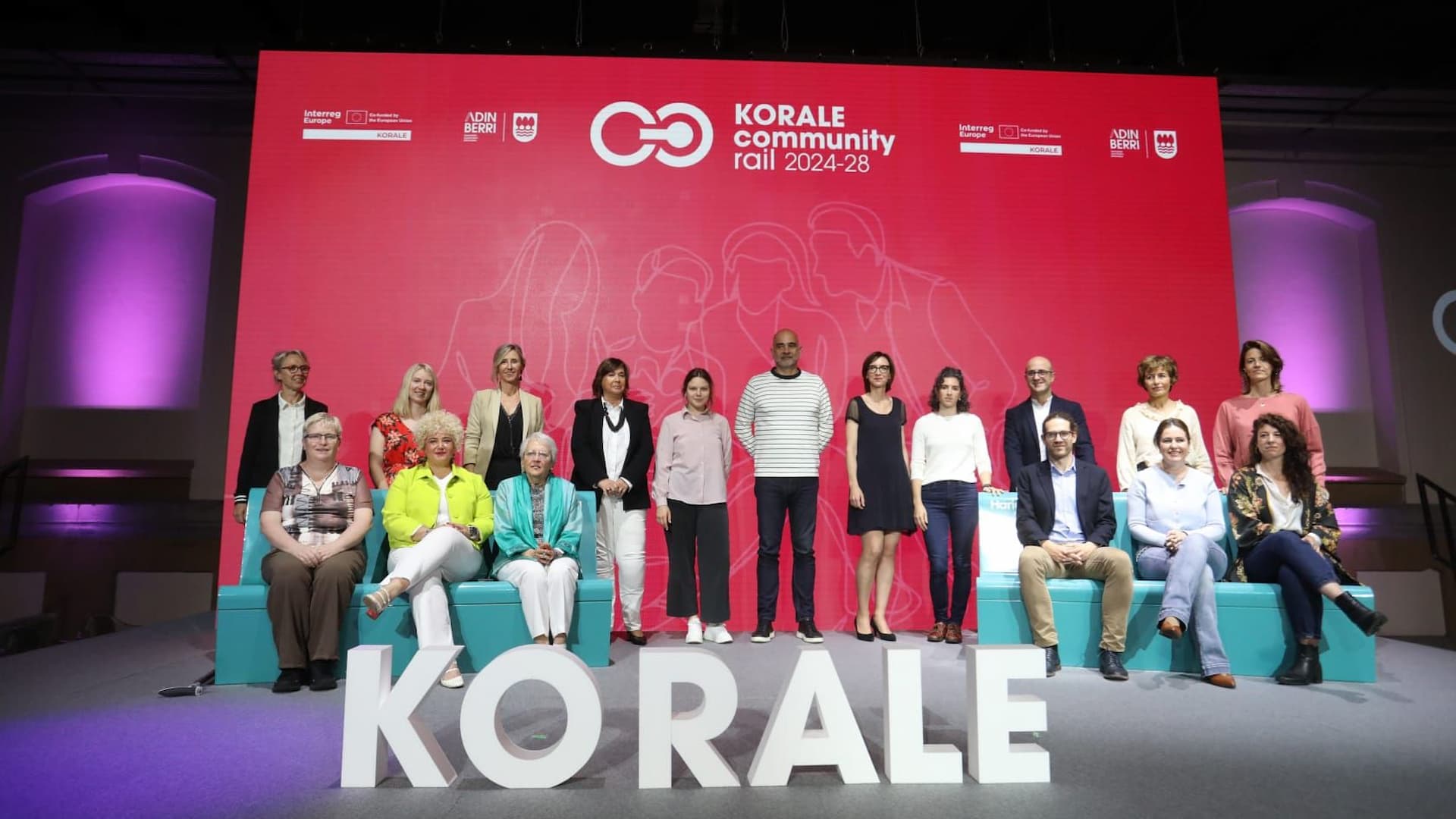 Foto de grupo no primeiro evento do Projeto Korale, em San Sebastián