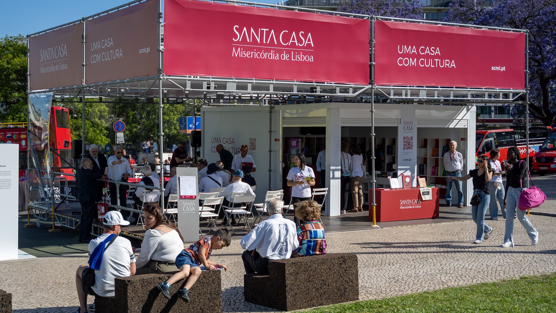 Santa Casa proporcionou cultura e diversão na Feira do Livro