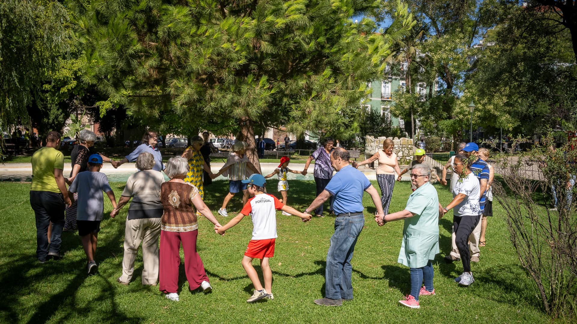 Santa Casa assinala Dia dos Avós no Jardim do Campo Mártires da Pátria