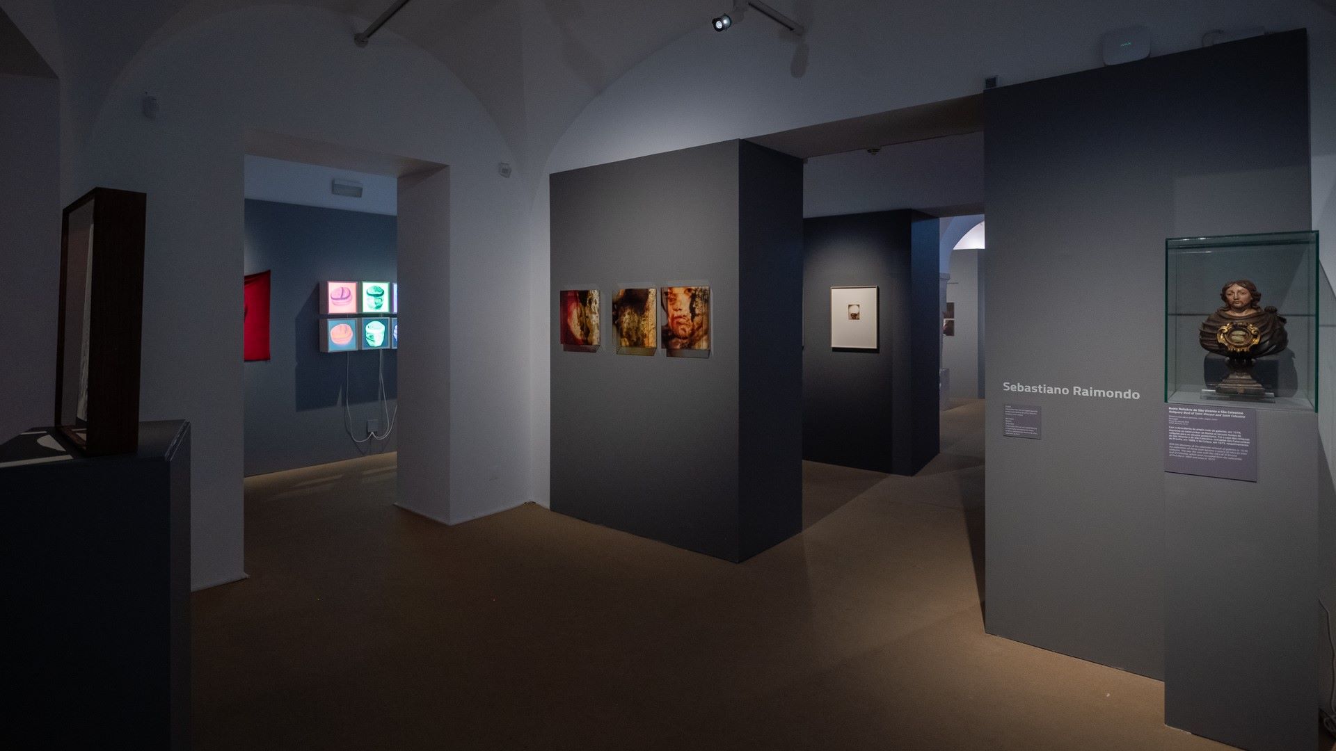 Exposição “cinco relíquias, cinco fotógrafos” já abriu ao público