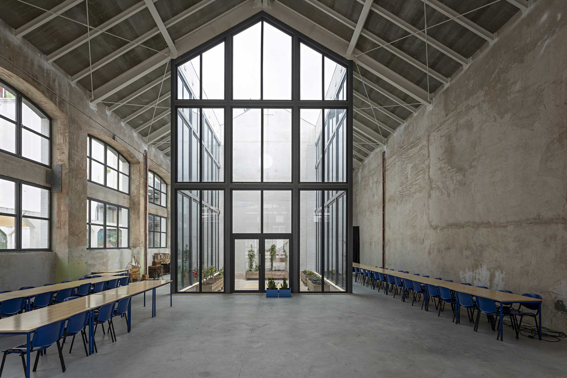 Mitra - Espaço interior