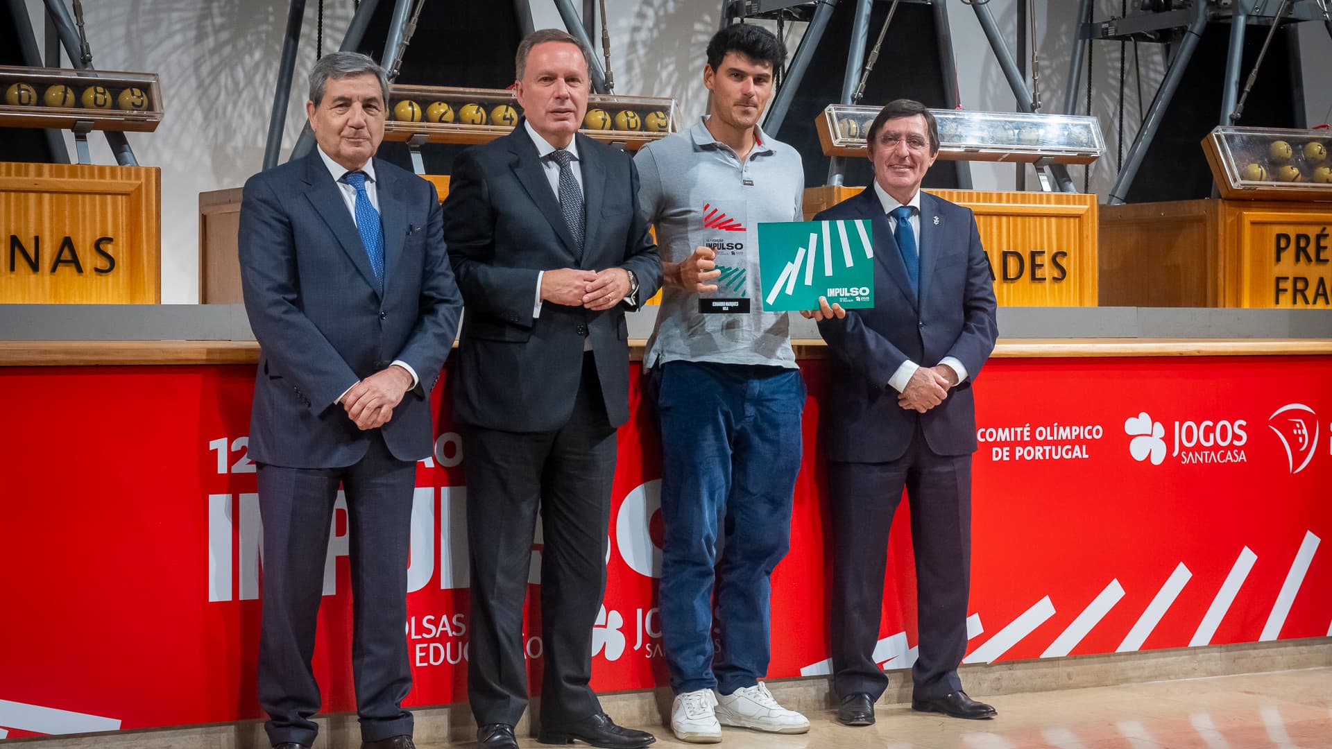 Bolseiro Eduardo Marques com Fernando Gomes, Paulo Sousa e José Manuel Lourenço
