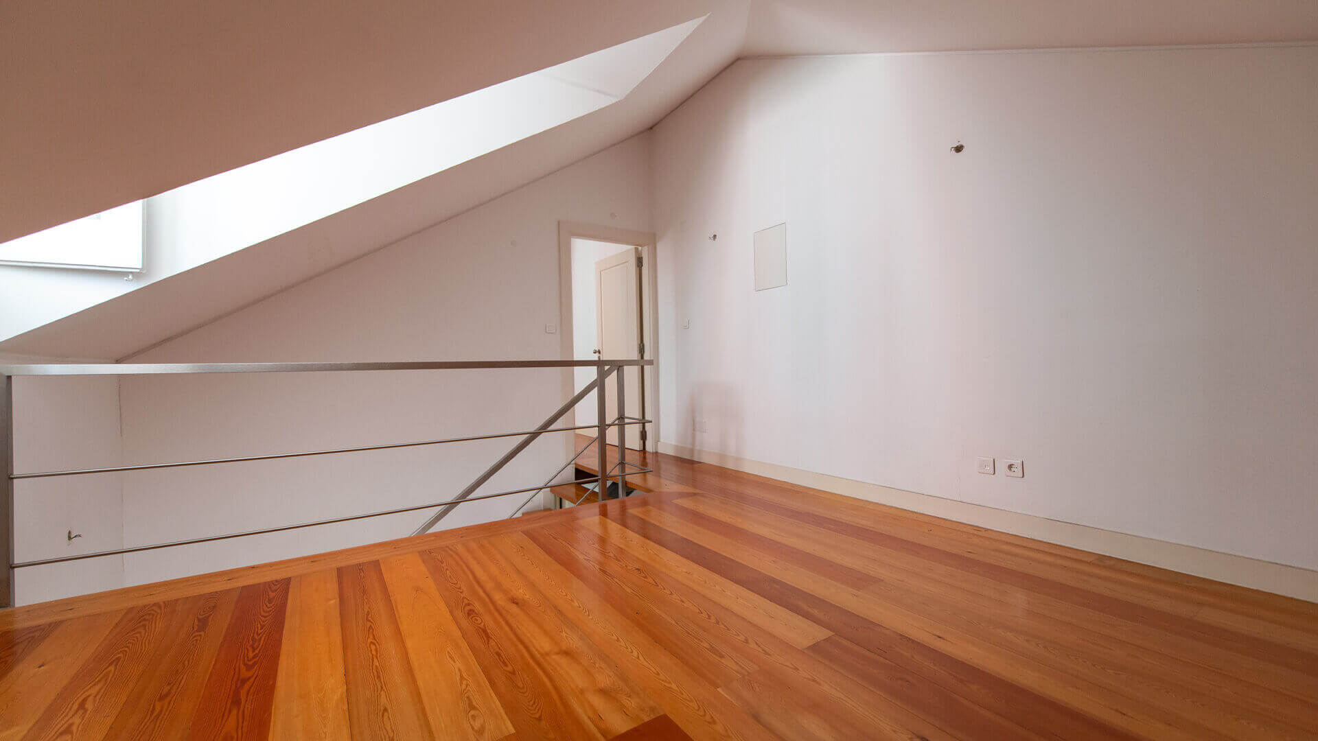 Sala (2º piso)