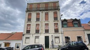 imóvel na Rua Cruz de Santa Apolónia, 13