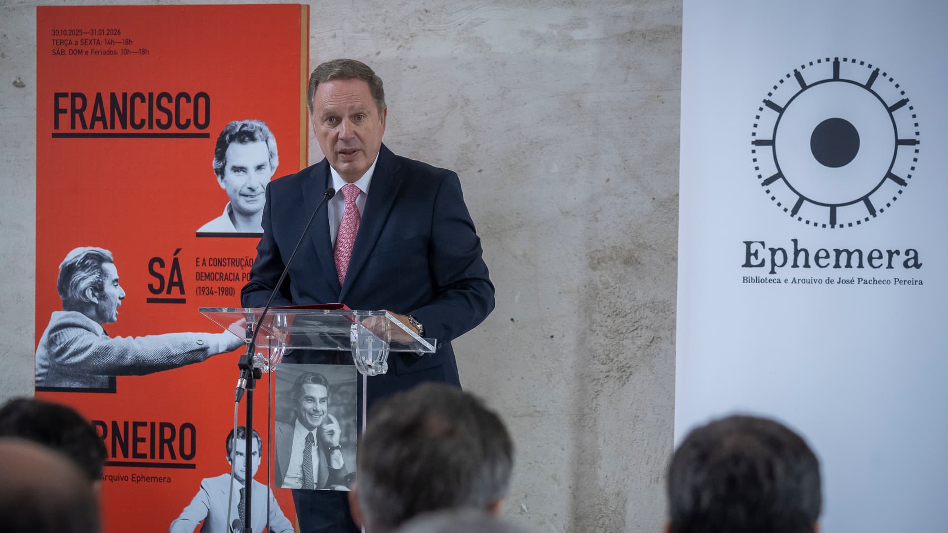 Exposição sobre Sá Carneiro inaugurada na Mitra