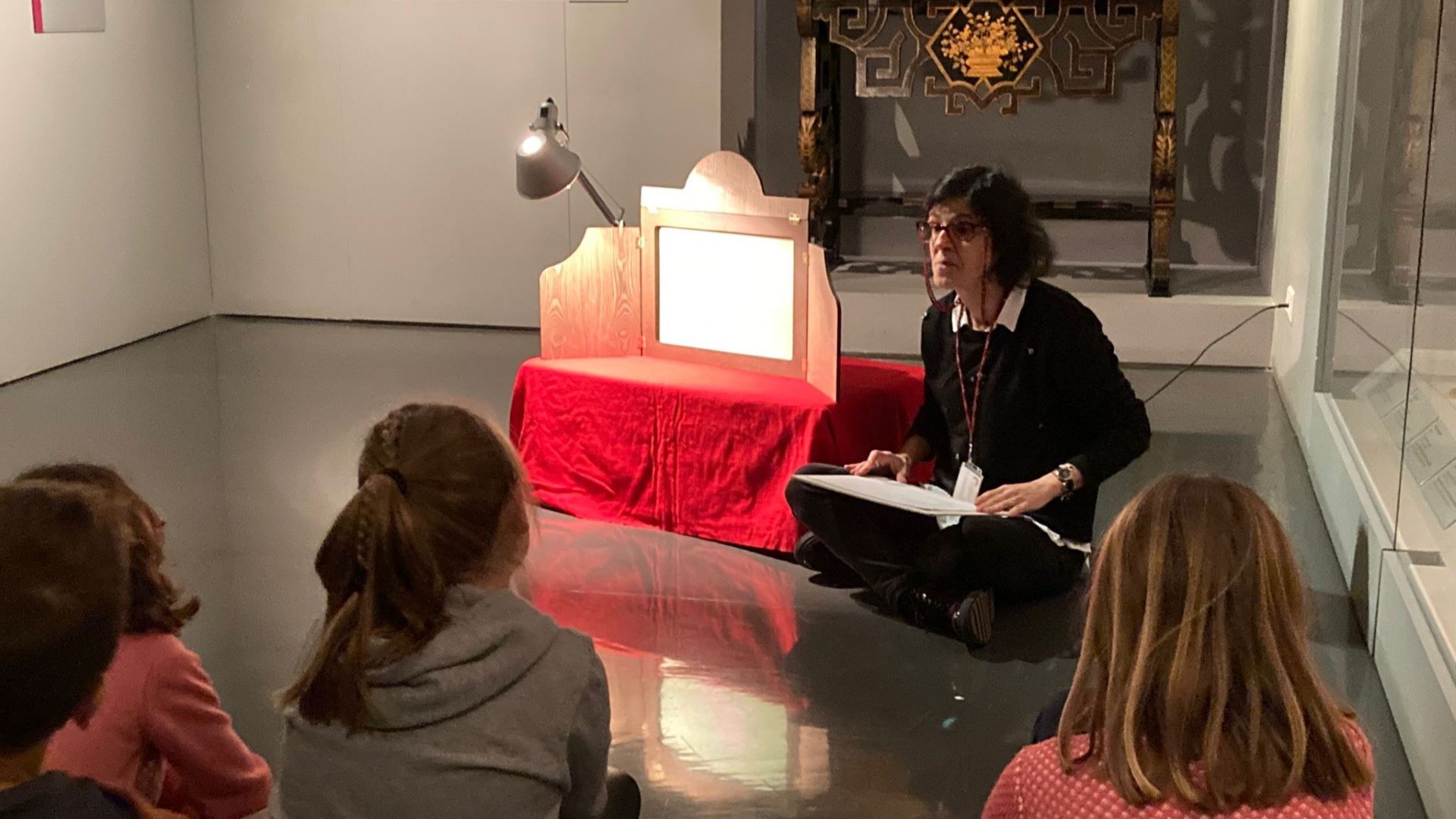 História de um pássaro em Kamishibai | Famílias com crianças dos 4 aos 8 anos