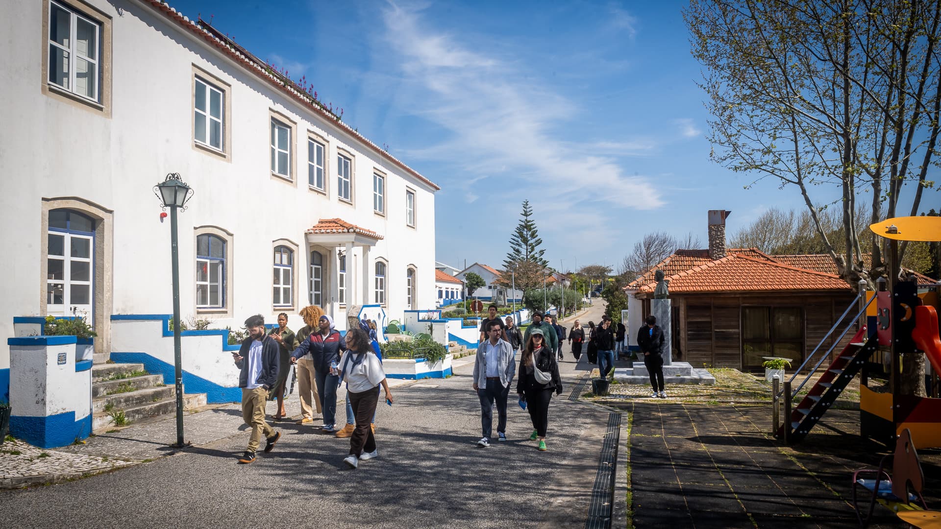 Empreendedores do programa Triggers visitam Aldeia de Santa Isabel
