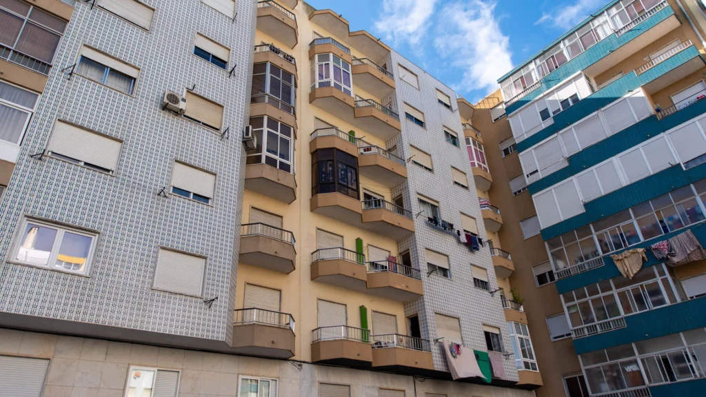 Pct. João de Barros, 4, 6º F