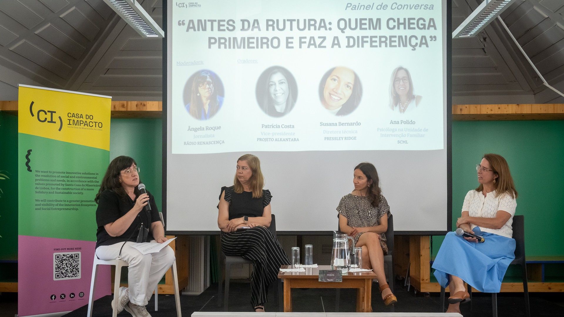 quatro senhoras falam nas conversas com impacto sobre acolhimento familiar