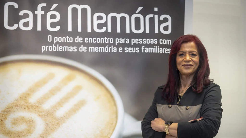 Café Memória: um lugar onde ninguém enfrenta a memória sozinho
