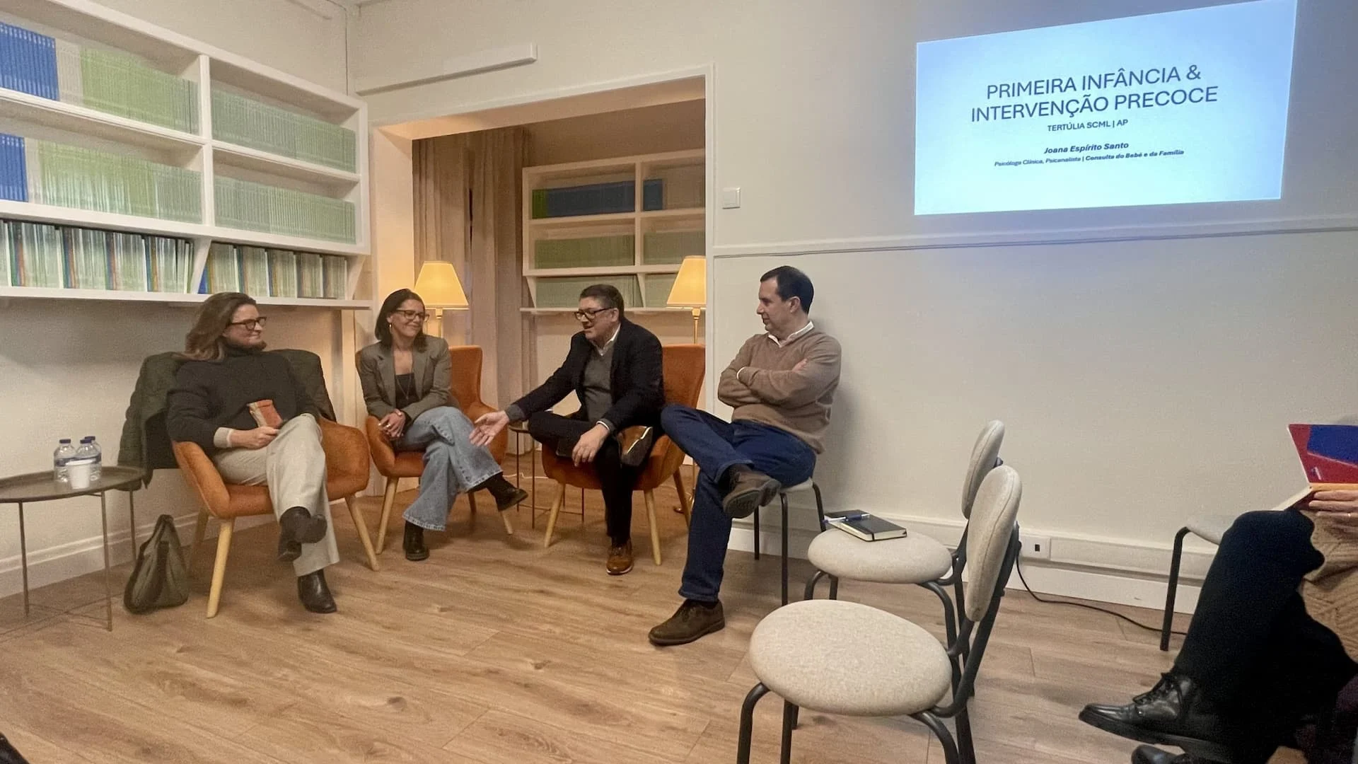 tertulia_capa-scaled Painel de oradores em tertúlia