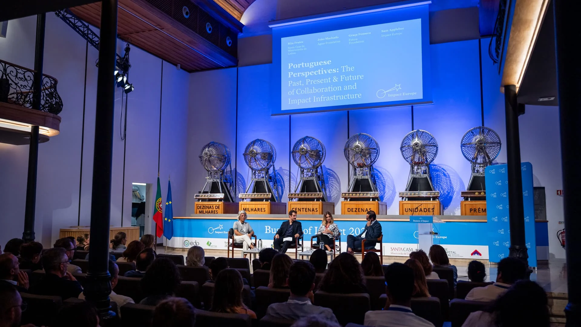 evento businees of impacto com os oradores da última sessão na sala de extrações