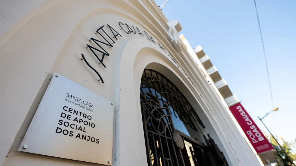 Fachada do CASA - Centro de Apoio Social dos Anjos
